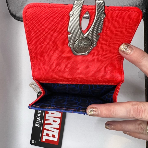 Marvel Spider-Man Flap Wallet - Picture 5 of 5